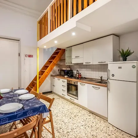Da Stefano Historical Center 5 Min To Aquarium - Happy Rentals Apartmán